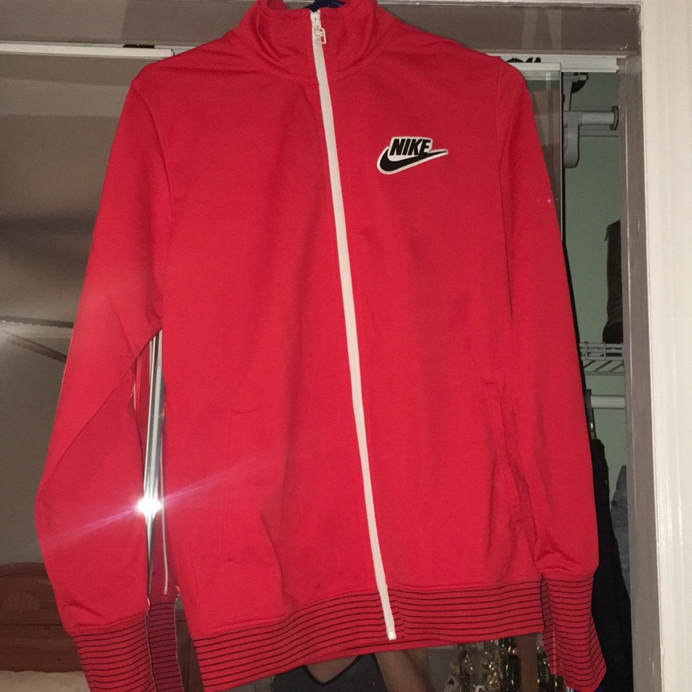 nike zip up